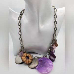 Alien invasion passion purple necklace 💜 N1838